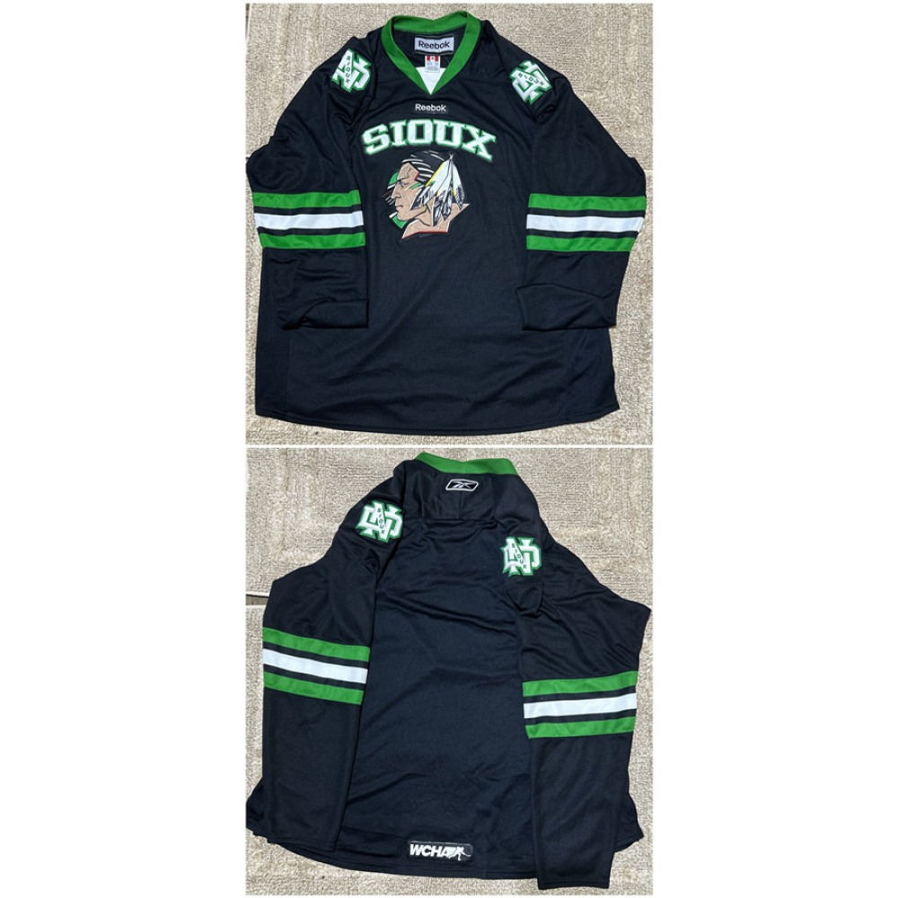 Men_s_North_Dakota_Fighting_Sioux_Custom_Black_WCHA_Stitched_Jersey_o5KljMvQU